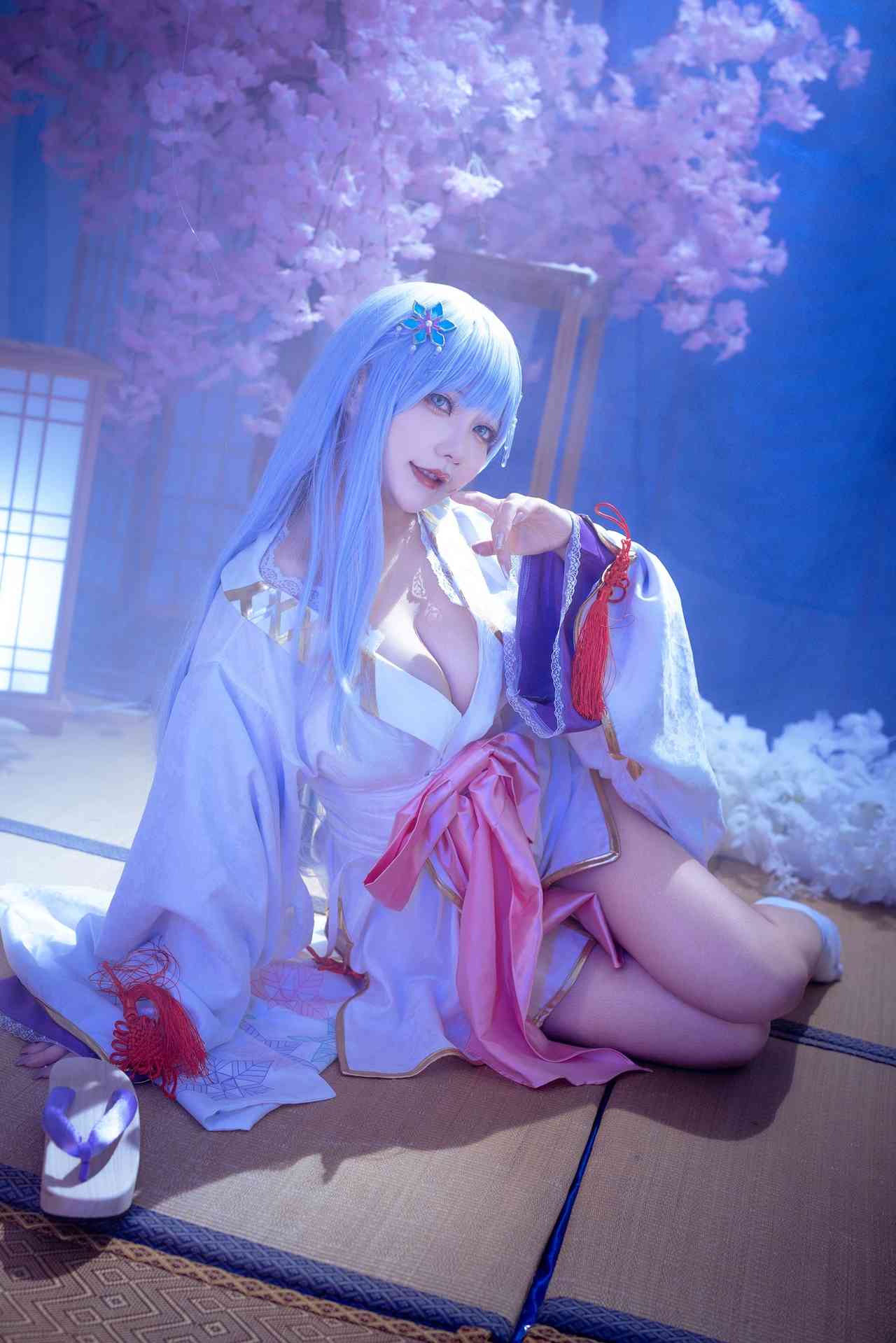 是一只熊仔吗美少女万华镜异闻：雪女 白雪姬